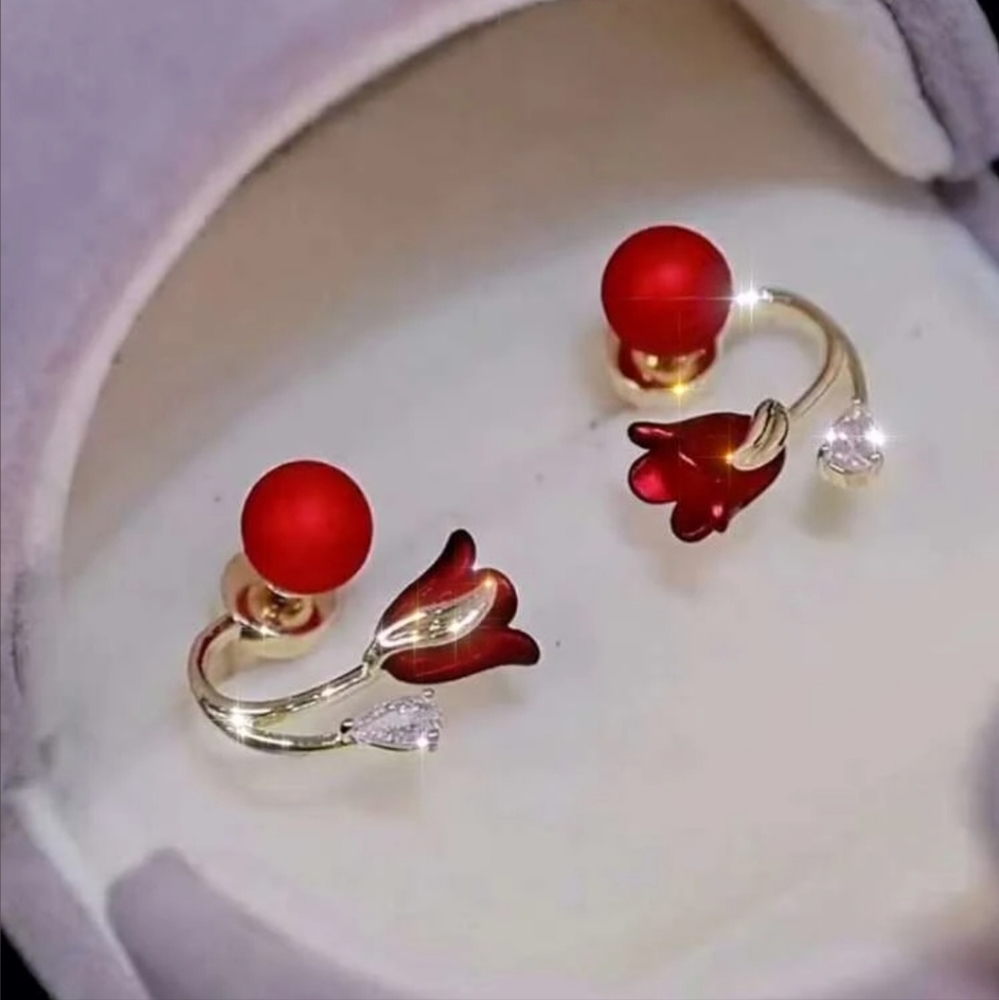 ❤️🌹NEW❤️🌹SUPER GORGEOUS!! Red Rose,CZ, and faux Pearl Ear Climbers ❤️🌹 - Picture 2 of 12